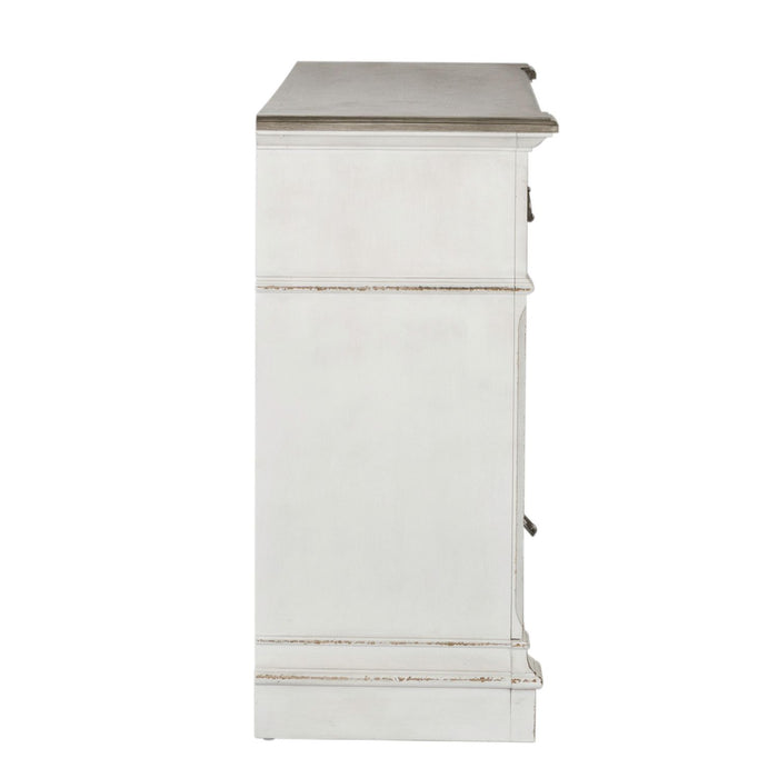 Abbey Park Drawer Dresser in Antique White