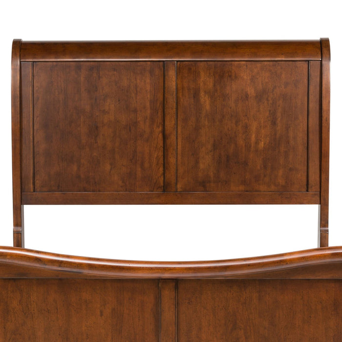 Rustic Traditions Queen Sleigh Bed in Rustic Cherry