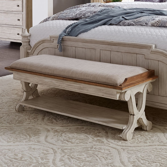Liberty Furniture Farmhouse Reimagined Bed Bench in Antique White image