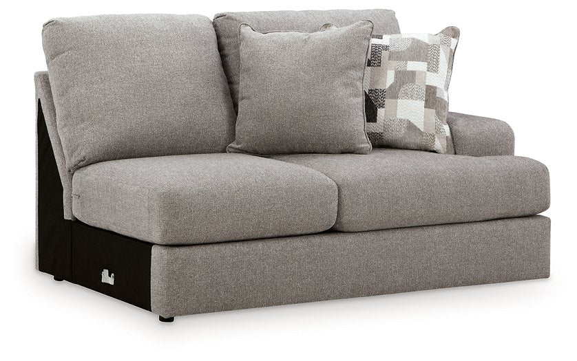 Lindon Sectional with Chaise