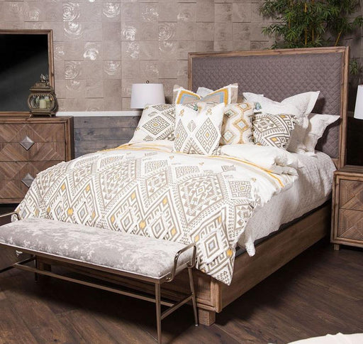Hudson Ferry Queen Diamond-Quilted Panel Bed in Driftwood (Gray Fabric) image