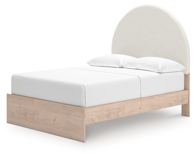 Arloster Upholstered Bed