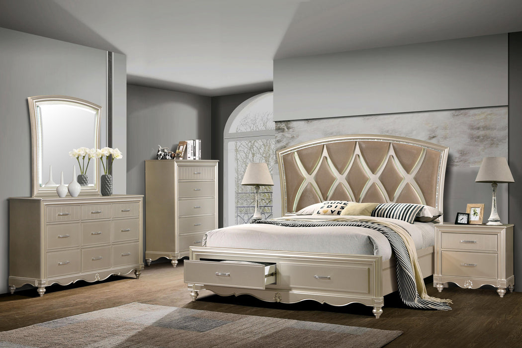 Faisal Transitional Style King Bed in Champagne finish Wood