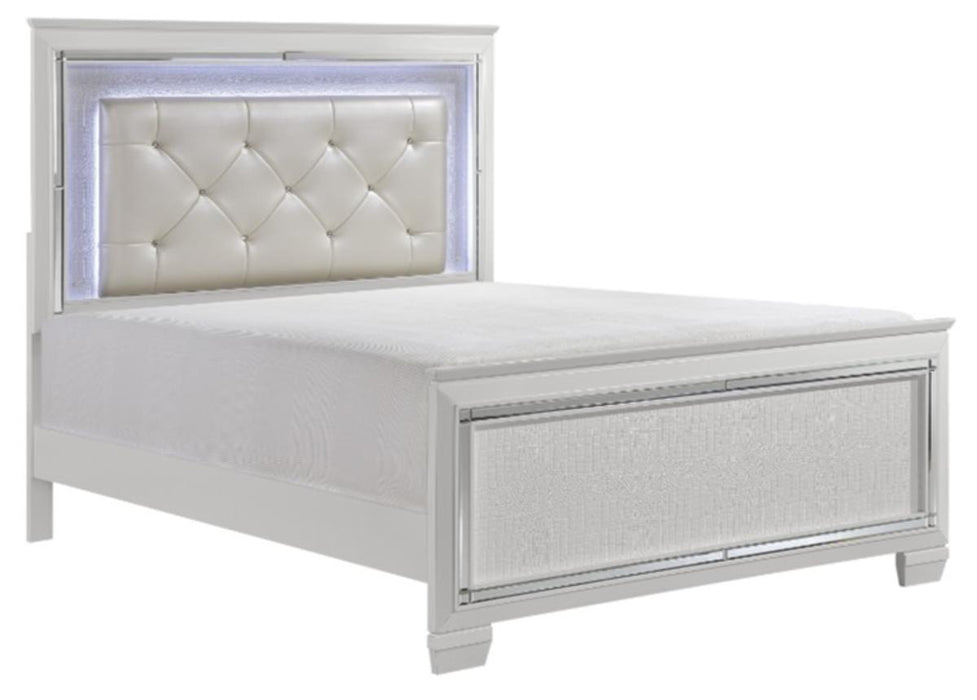 Allura Full Panel Bed in White 1916FW-1*