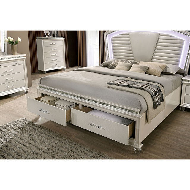 Maddie Bed White & Silver
